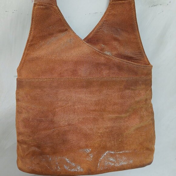 Paris New York🤎 - Picture 4 of 13